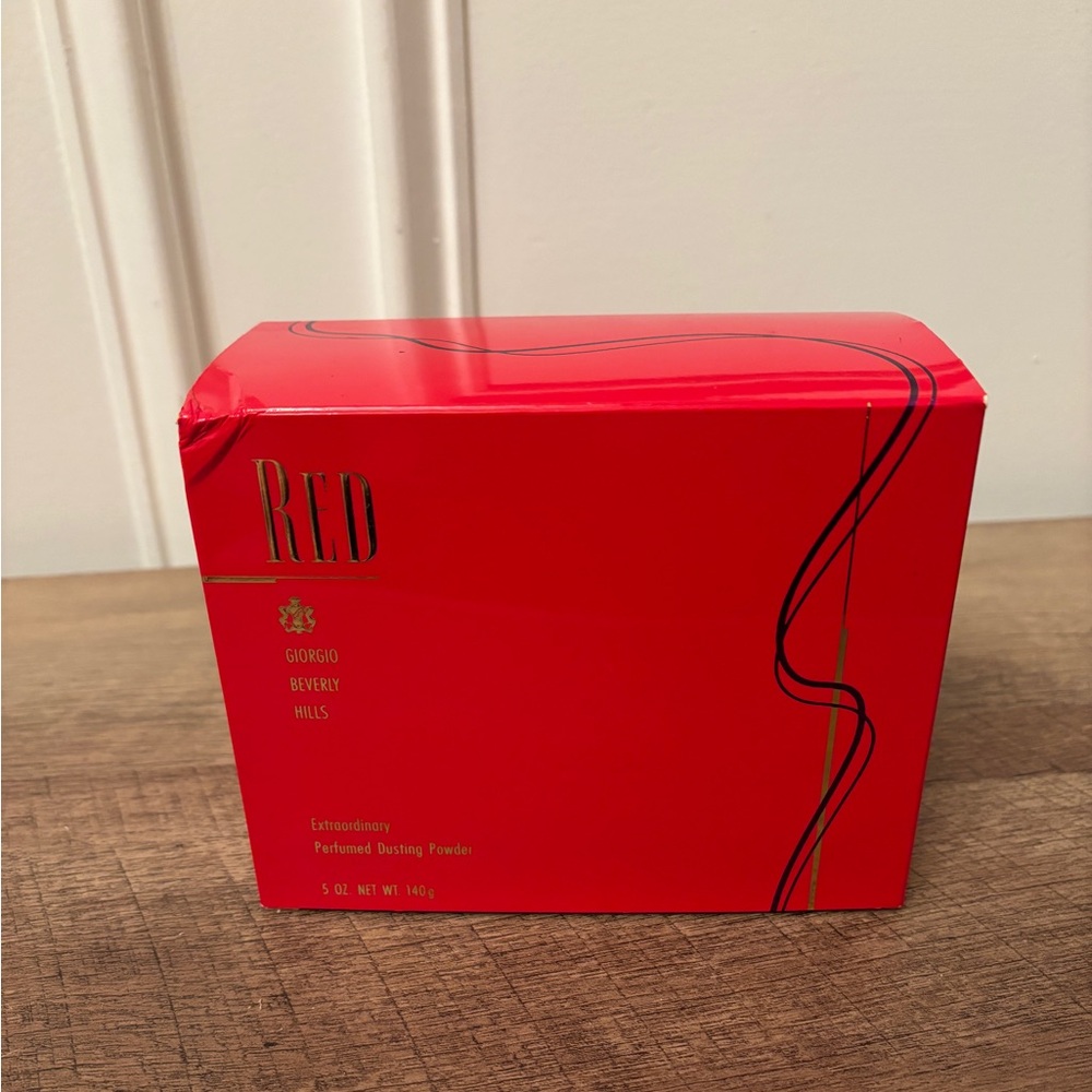 New Unused Giorgio Beverly Hills Red Extraordinary Perfumed Dusting Powder 5 OZ